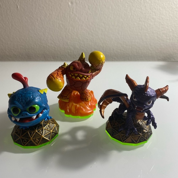 Skylander Giants Bundle - Picture 3 of 3